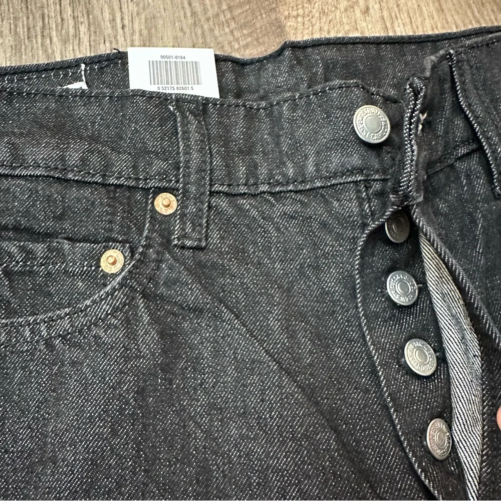 Levi’s 501 109% Cotton Denim Premium Jeans Men’s Size 32x32 Black